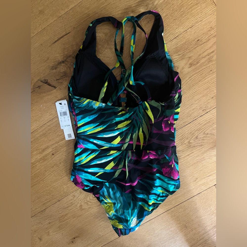 Amoressa Swimsuit Size 8